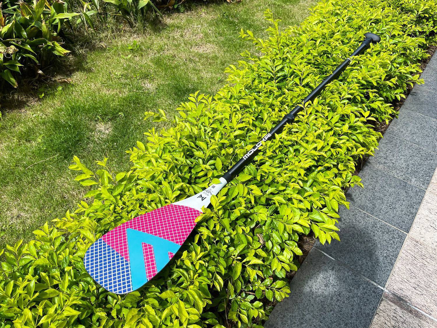 Hero 3-Piece Carbon Paddle (Red) Hero 3-Piece Carbon Paddle (Red)