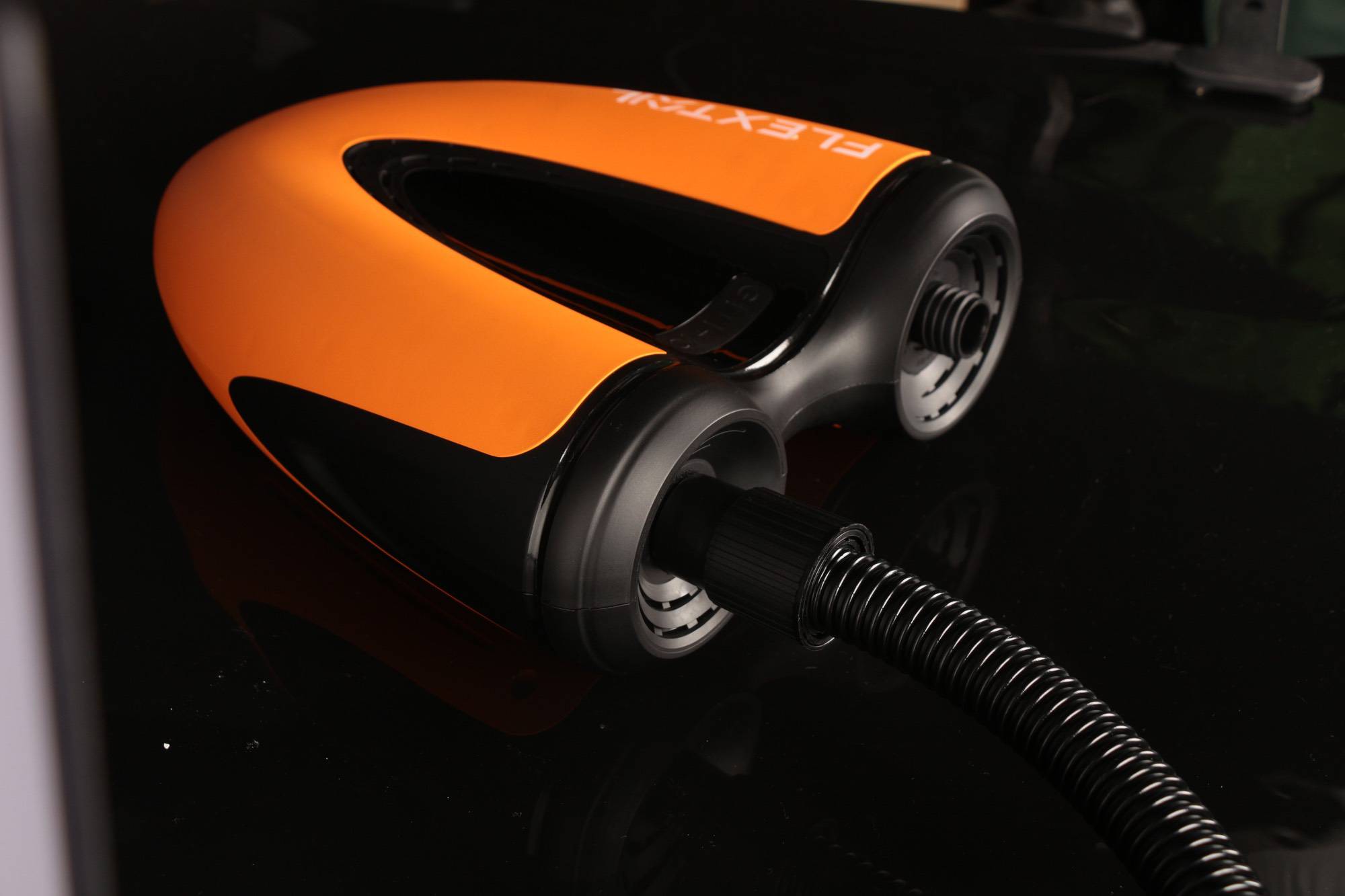 Flextail MAX SUP PUMP (9600mAh / USB-C / 20 PSI) Flextail MAX SUP PUMP (9600mAh / USB-C / 20 PSI) - Whatzsup